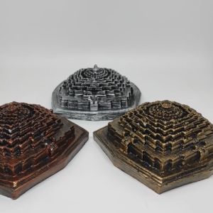 Souvenir Miniatur Candi Borobudur Indonesia Fiberglass 13x13x5 cm