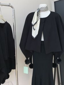 เสื้อคลุมผู้หญิงสีดำ ชุดคลุมกันหนาวสไตล์ย้อนยุค เสื้อคลุมยาวคลุมไหล่ ผ้าคลุมไหล่ เสื้อคลุมผู้หญิง สไตล์หวาน ปกติ