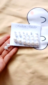 【Elegant】12-Pair Pearl Stud Earrings Set White Beige Simple Fashion Jewelry for Women Simple Atmospheric Stud Earrings