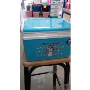 กระติกน้ำแข็งสี่เหลี่ยม ขนาด 5 ลิตร KC500 กระติกน้ำแข็งมีช่องวางแก้ว กระติกเหลี่ยมจะมีช่องวางแก้วน้ำ พลาสติก Food Grade ผลิตในไทย