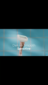 SG Local-Gillette Venus Deluxe Smooth Sensitive Razor + 2 Blades / Refill 4s / Refill 8s