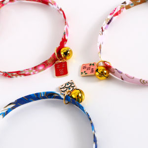 Rantai Kucing ปลอกคอกันหายใจไม่ออกปรับได้สไตล์จีน ปลอกคอสุนัขสัตว์เลี้ยงฤดูใบ ไม้ คอพร้อม จี้ สร้อยคอ สีสัตว์ใหญ่ ปลอก 50 เมตร