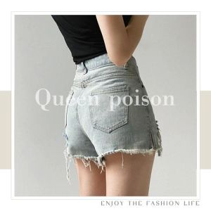 QJshop  NEW กางเกงขาสั้นเอวสูง แต่งปลายรุ่ย ผ้ายีนส์ใส่สบาย จะแมทช์กับรองแตะหรือผ้าใบก็ได้หมด ราคาถูกมาก ต้องรีบกดสั่งนะคะซิส