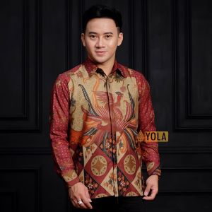 Sharma Kemeja Batik Pria Lengan Panjang Merak Merah Formal Slim Fit Casual Baju Kantor Cowok Laskala