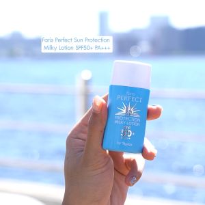 Faris by Naris Milky Lotion SPF50+ PA+++ โลชั่นกันแดดสูตรบางเบา 30 ml
