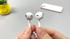 Tai nghe Hoco chính hãng cho I.P không cần kết nối Bluetooth có Mic đàm thoại và điều chỉnh âm lượng - MVSTORE