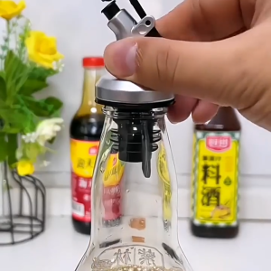 LD-C1306 Tutup Botol Stopper Penuang Minyak Serbaguna Bottle Pourer Ada Tutup Anti Tumpah / Penutup