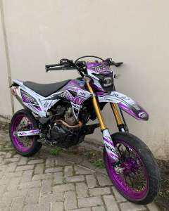 DECAL STIKER FULLBODY CRF 150L WARNA UNGU COMBINASI CRUM PREMIUM BEBAS CUSTOM