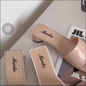 Square Heels Sandals & Slipper for Women: A 2007 Style Guide