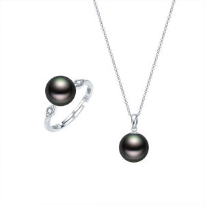 18k Gold Tahitian Pearl Pendant and Ring Set