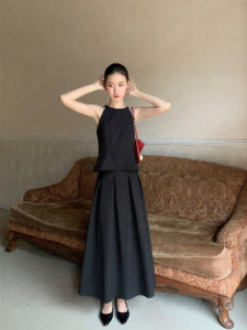 Bộ Áo Dây Quai Nơ Phong Cách Pháp và Chân Váy