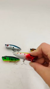 Umpan Palsu Mini Casting Mirip Ikan Asli Mata 3D Sistem Permukaan Bahan Plastik Kuat Tahan Benturan Panjang 65 Cm