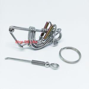 móc khóa mỹ nghệ mô hình cào cào sức mạnh bước tiến MS002