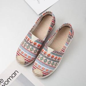 JIFANPAUL | Breathable Soft Sole Easy-on Flat Canvas Shoes