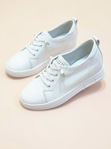 Leather Sporty Flat Heel Womens Shoes Summer Autumn New Style Versatile Slip-On Lazy Persons Soft Bottom Casual Shoes