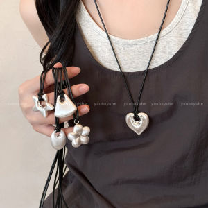 Laser Cut Heart Pendant Necklace Long Sweater Chain Unique Design Fashion Accessory for Women  out Korean Style Alloy Material