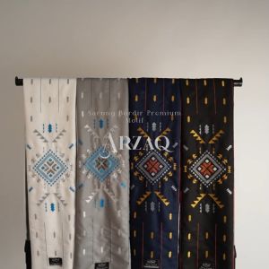 Katsae - Sarung Bordir Motif Terbaru Arjaq Bordiran Timbul Sarung Pria Dewasa Warna Hitam