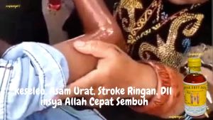 Minyak Urut Ibu Ida Dayak Asli Kalimantan - Obat Asam Urat Di Kaki Pegal Linu Saraf Kejepit Yg Ampuh