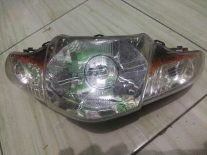 lampu depan revo absolut revo fit karbu ori