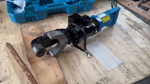 เครื่องดัดเหล็กเส้นไฟฟ้า 25 mm  Rebar Bender ยี่ห้อ XYLON รุ่น HRB-25