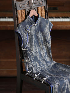 Young Style Short Sleeve Cheongsam Traditional Chinese Revival Design Jiangnan Fluffy Moon New 2025 Womens Long Qipao Dress