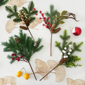 พวงหรีดห้อยเบอร์รี่แดงเทียม9แบบเครื่องประดับต้นคริสมาสต์กิ่งพวงมาลัยตกแต่งคริสต์มาสเถาลูกสนการตกแต่งบ้านปีใหม่