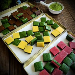 ขนมทวนน้ำมันมะกอกมังสวิรัติขนาดเล็กอร่อยๆ ชิ้นเล็ก รสชาติเข้มข้น แป้งเมล็ดถั่วเหลืองทำมือ สุขอนามัยดี ไม่หวานเกินไป