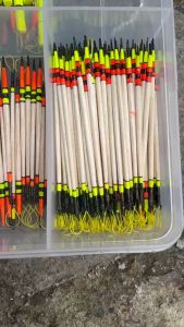 Pelampung pancing jarum isi 10pcs warna random bervarian ukuran