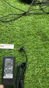 Sạc Laptop Toshiba chính hãng (Zin) 19v 3.42a 65W - Adapter laptop Toshiba loại tốt