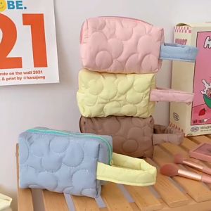 Cosmetic Bag Large Capacity Soft Flannel Cartoon Pattern Fashion Soft Flower Stitching Storage Bag for Women