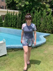 🔥60-90KG🔥ชุดว่ายน้ําสาวอวบ ชุดว่ายน้ำคนอ้วน มีสองชิ้น ผ้าเนื้อดี เป็นยางยืด พิมพ์ลาย ผ้านุ่มไม่เปลี่ยนรูปทรง