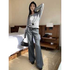 กางเกงทรงขาบานเอวต่ำสำหรับผู้หญิง ทรงยาวคลุมเข่า สีดำ ทรงสลิมฟิต ทรงเข้ารูป เทรนด์ฤดูใบไม้ร่วง 2024 สำหรับผู้หญิงสูง