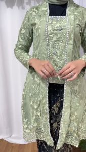 Setelan kebaya tunik kutubaru payet - kebaya modern - outfit kekinian - bahan tulle bordir mutiara - model kebaya terlaris - motif bunga elegan - baju kondangan pesta cantik wisuda pakaian akad nikah pagar ayu lamaran