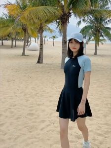 ชุดว่ายน้ำหญิง ชุดว่ายน้ำ ชุดว่ายน้ำเอวสูง ชูดไปทะเล ชุดว่ายน้ำชิ้นเดียวซิป สุ้ม