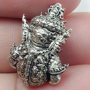 เวสสุวรรณโณ หลวงพ่อวิจิตร อนุชาโต สำนักปฏิบัติธรรมพุทธบูชา จังหวัดนครปฐม ๒๕๖๓ รูปหล่อลอยองค์ ท้าวเวสสุวรรณ