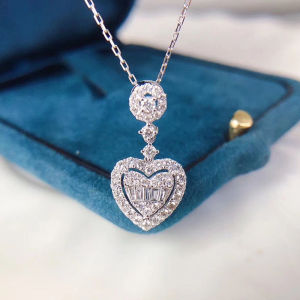 Huitan Creative Heart Pendant Necklace Women Delicate Wedding Necklace Brilliant Cubic Zirconia Fancy Gift Fashion Jewelry 2021
