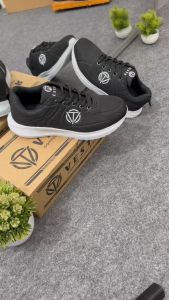 VESTER - Sepatu Sneakers Casual Pria Wanita Hitam Putih 36-43 V03HTP