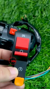 ปะกับแฮนด์ เดิม สวิทช์แฮนด์ ATV150 สวิทแฮนด์ เอทีวี150 (ราคาต่อคู่) ปะกับสวิทซ์แฮนด์ATV รุ่น150ซีซี สีดำ ซ้าย+ขวา อะไหล่ทดแทน