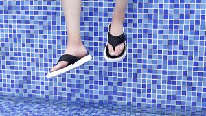 [ส่งเร็วพิเศษ!] รองเท้าแตะลำลองแบบสวม รองเท้าแตะชาย รองเท้าแตะหูหนีบผู้ชาย รองเท้าแตะเท่ๆ ใส่เดินสบาย