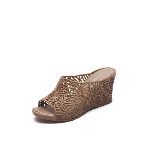 Summer New Womens Crystal Thick Heel Plastic Sandals Jelly High Heel Slippers Fashionable Mom Beach Shoes Slip-On Casual Hollow out