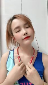 Tai nghe bluetooth thể thao G01. kiểu dáng mới nhất. màu sắc đa dạng. chống nước và mồ hôi. thích hợp chơi thể thao và vận động. 4emily