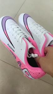 รองเท้าฟุตบอลสไตล์ใหม่ รองเท้าฟุตบอลมืออาชีพกลางแจ้ง รองเท้าสตั๊ด รองเท้าฟุตบอลกลางแจ้ง New style FG Outdoors Soccer Shoes  Football Boots  Football Shoes เด็กผู้หญิง Sport Shoes ออกกำลังกาย Child Kids