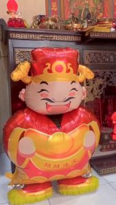 Balon Foil Dewa Rejeeki Jumbo 135 x 88: Hiasan Imlek yang Menawan