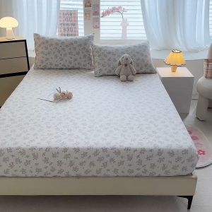 Abraca Dabra ผ้าปูที่นอนพิมพ์ลายดอกไม้ (ไม่มีปลอกหมอน) ระบายอากาศนุ่ม ซักเครื่องได้ 3 ฟุต/3.5 ฟุต/5 ฟุต/6 ฟุต/6.5 ฟุต