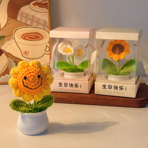 Creative Crochet Sunflower Bouquet Small Gift Decoration Faux Realistic Sunflower Yarn Handcraft Finished Product Decoration