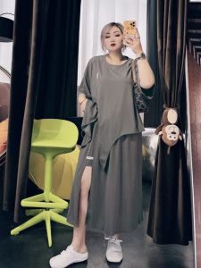 ชุดเสื้อยืดแขนสั้นทรงหลวมสไตล์เกาหลีสำหรับผู้หญิงไซส์ใหญ่ ชุดกระโปรงสั้นเอวสูง ชุดสองชิ้น ฤดูร้อน 2024