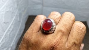 Batu Akik Rubi Merah Delima Original: Kualitas & Keberuntungan