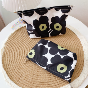 กระเป๋าเครื่องสำอางแบบทนทานขนาดใหญ่ กระเป๋าผ้าฝ้าย ซิปแบบยูนิเซ็กซ์ กระเป๋าสะพายไหล่แบบลำลอง กระเป๋าใส่เครื่องสำอางแบบมีซิป