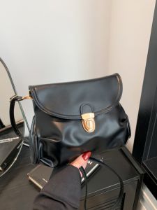 Retro Underarm Bagพร้อมสายคล้องไหล่เดี่ยวหนังPU Crossbodyการจับคู่ทุกวันสถานการณ์สําหรับผู้หญิงใหม่ 2024 คอลเลกชันฤดูใบไม้ผลิฤดูร้อน