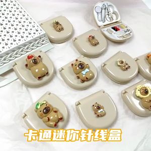 Bộ kim chỉ mini đính charm Capybara cute bỏ túi tiện lợi mang đi học đi làm du lịch - Hộp kim chỉ capybara đa năng